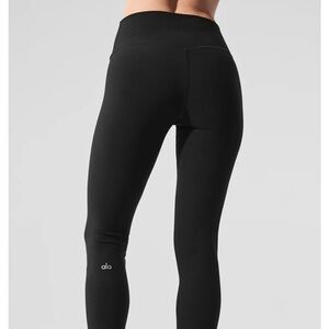 ALO Yoga Classic Black Alosoft High-Waist 7/8 Highlight Legging
